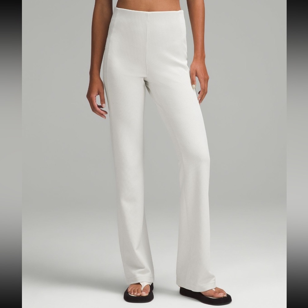 Lululemon Bone Ribbed Softstreme Flared Pant Regular